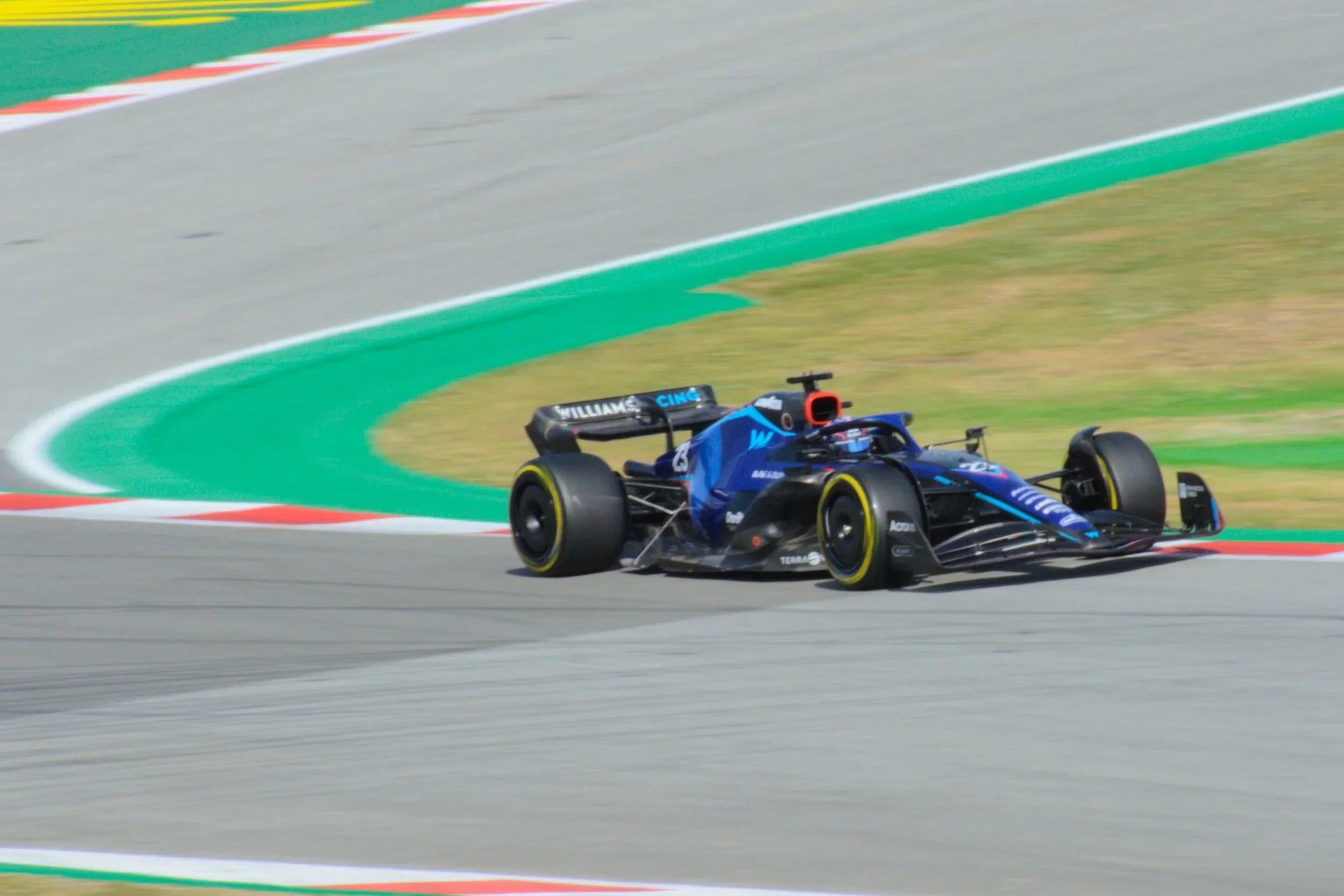 Formula 1: Pirelli and some new tires for 2023— why?