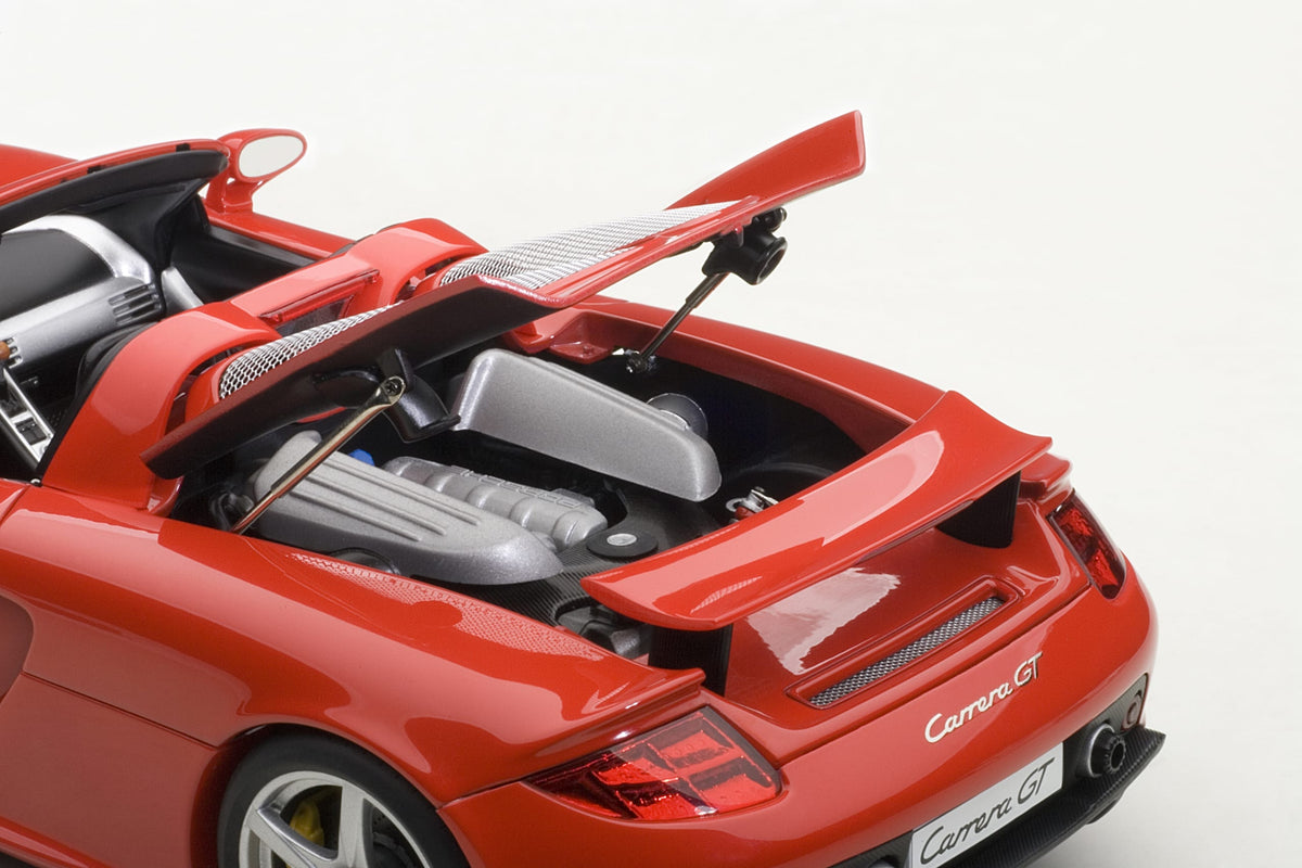 Porsche Carrera GT Guards Red AUTOart Millennium 1:18