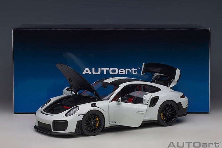Porsche 911 991.2 GT2 RS w/ Weissach Pkg White 1:18 by AUTOart