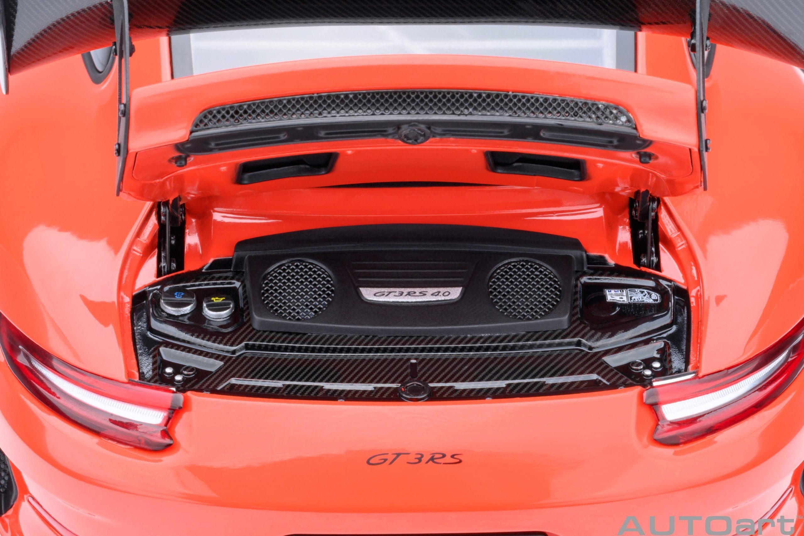 AUTOart Porsche 911 991.2 GT3 RS Weissach Lava Orange 1:18