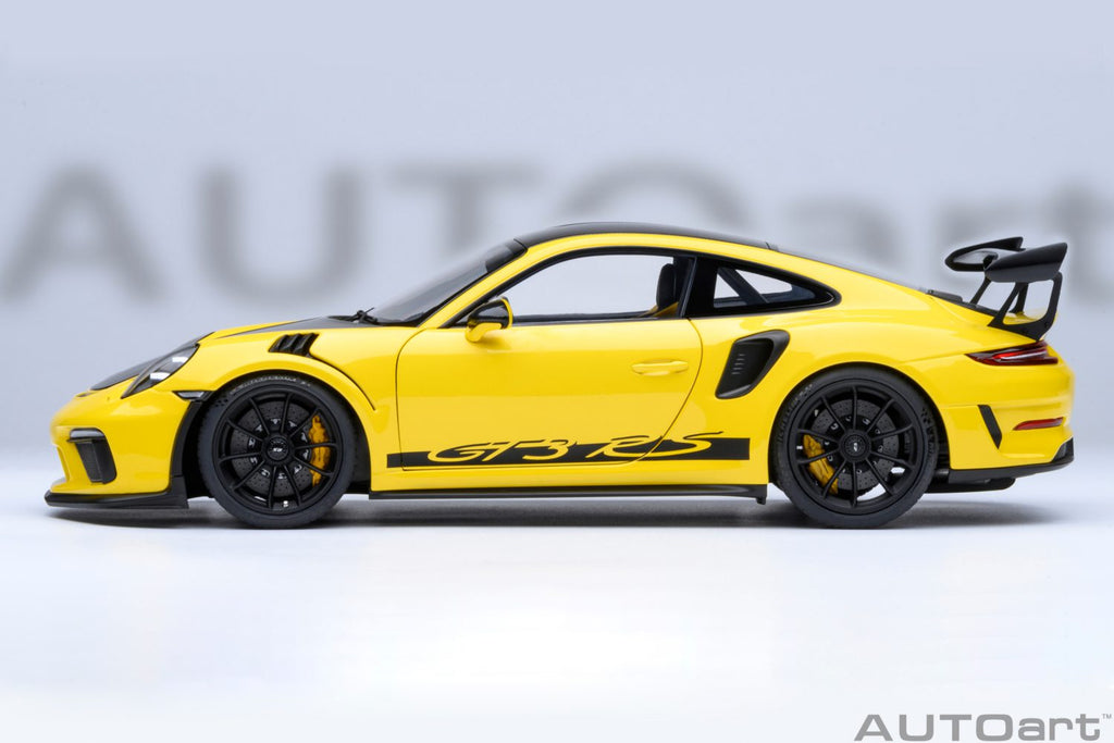 AUTOart Porsche 911 991.2 GT3 RS Weissach Racing Yellow 1:18