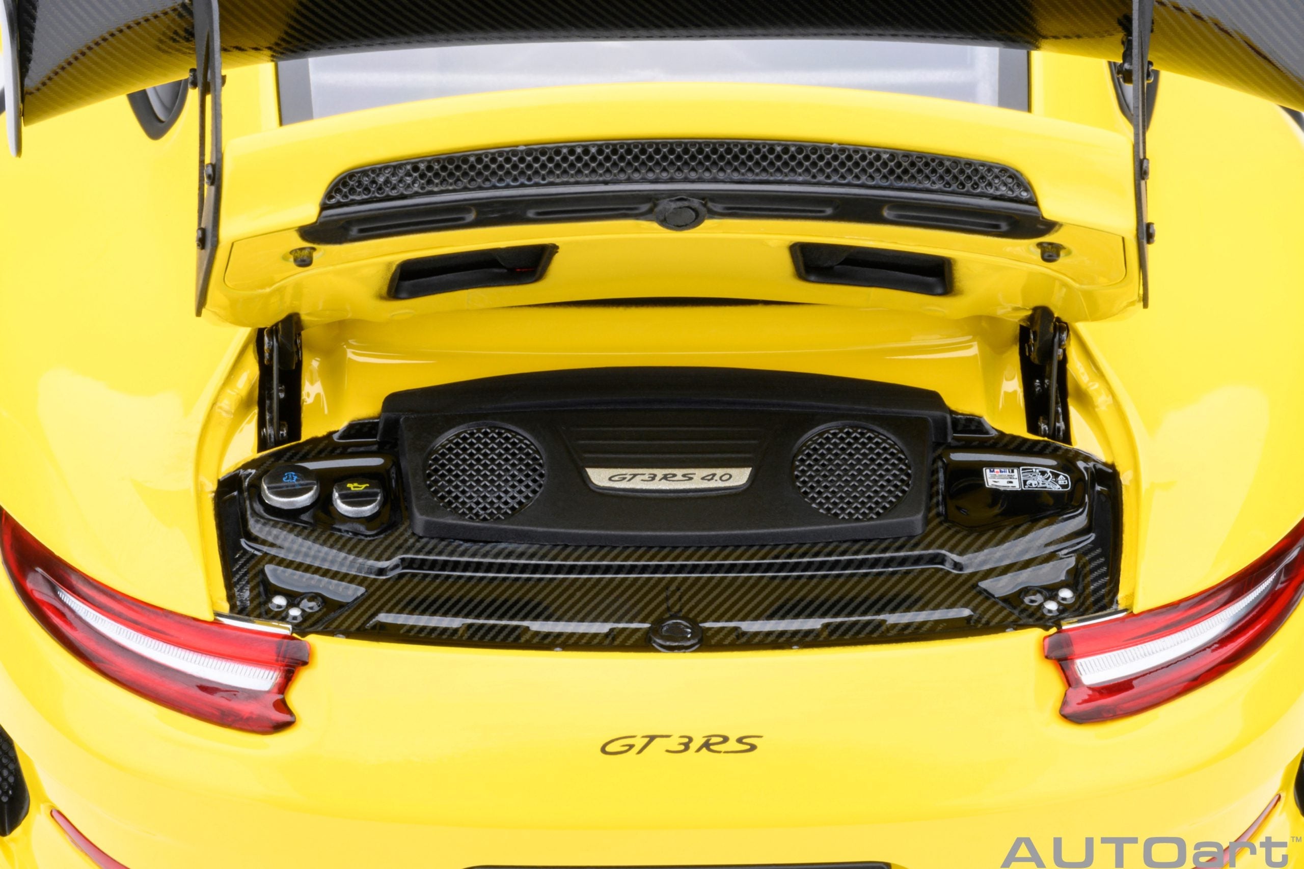 AUTOart Porsche 911 991.2 GT3 RS Weissach Racing Yellow 1:18