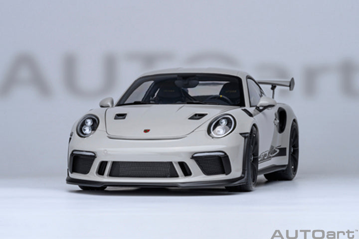 AUTOart Porsche 911 991.2 GT3 RS Chalk 1:18