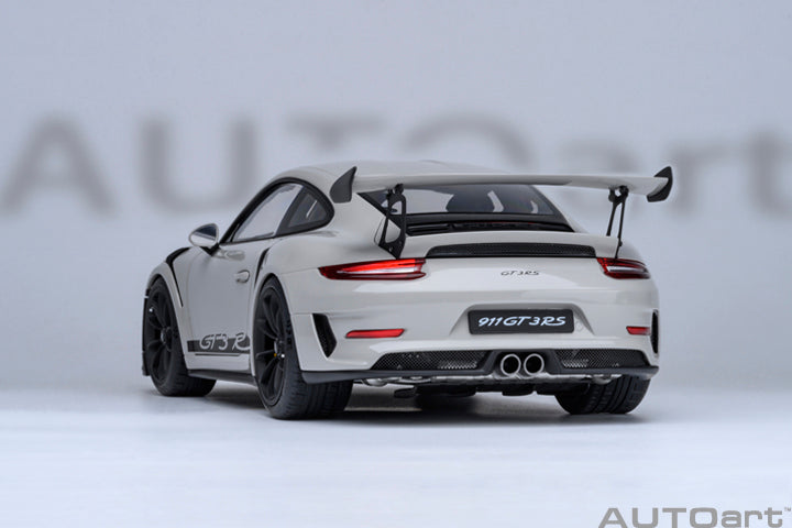 AUTOart Porsche 911 991.2 GT3 RS Chalk 1:18
