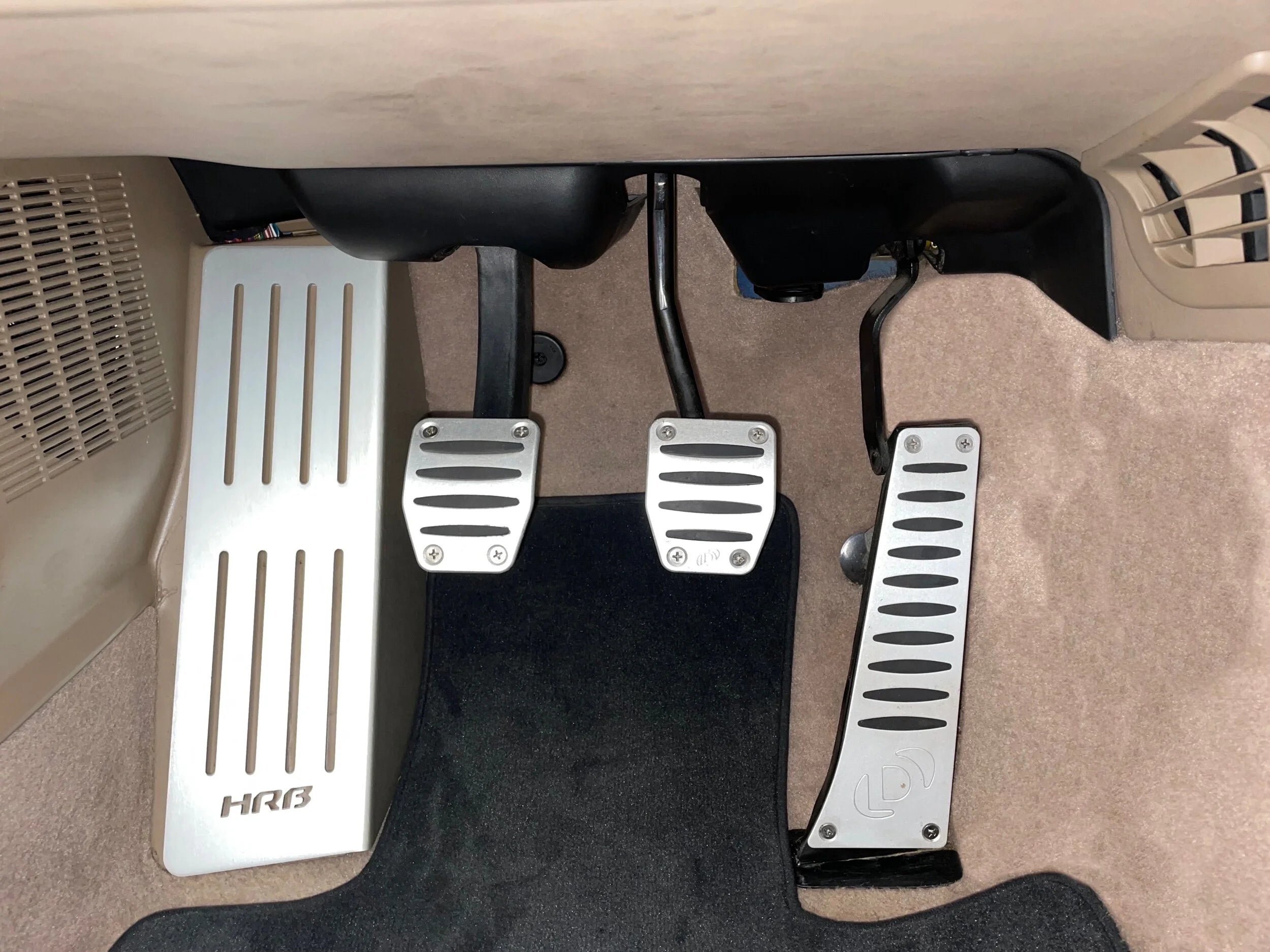 HRB - BMW Z3 Dead Pedal