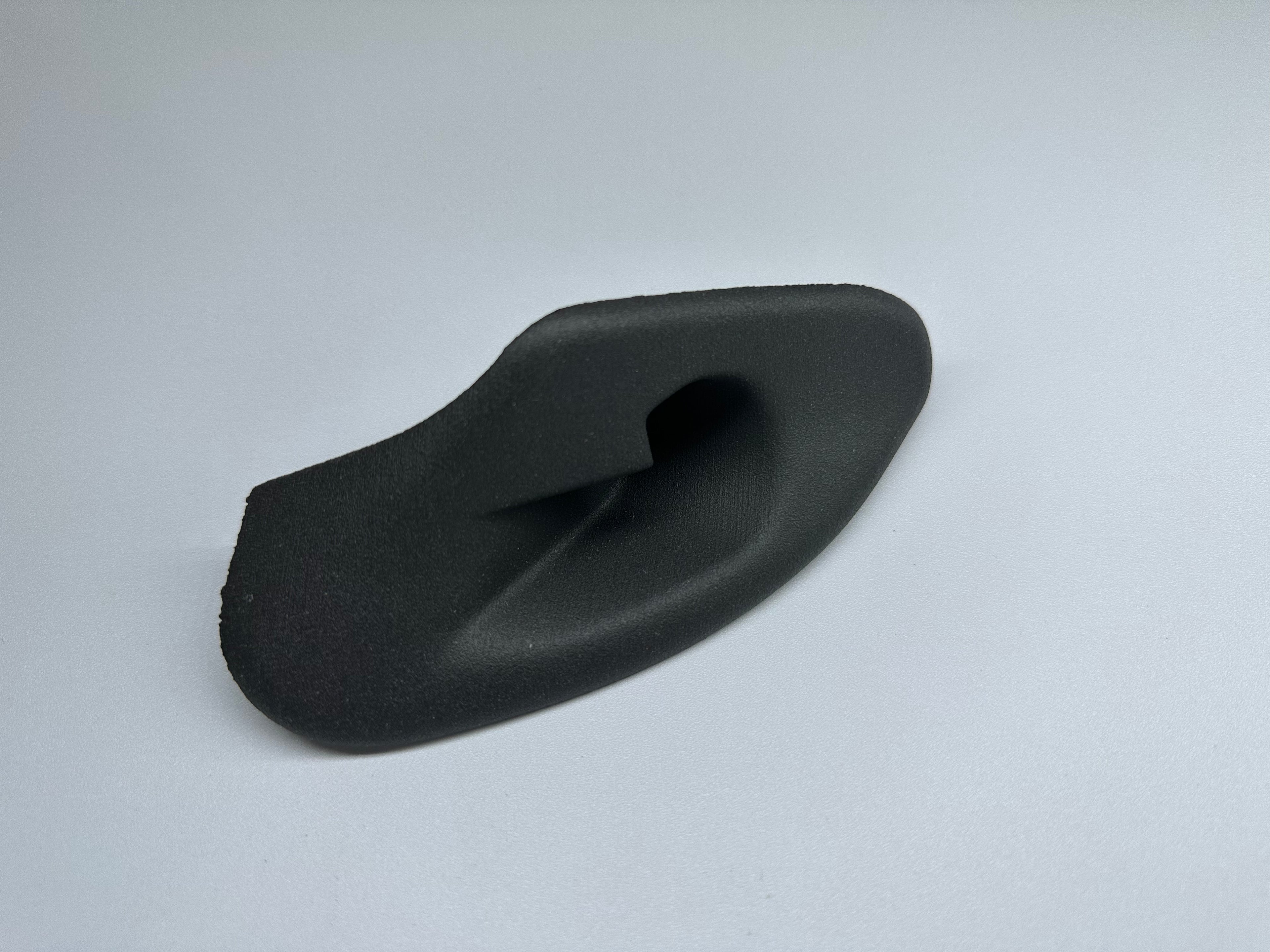 Z3 Coupe Roller Blind Bracket